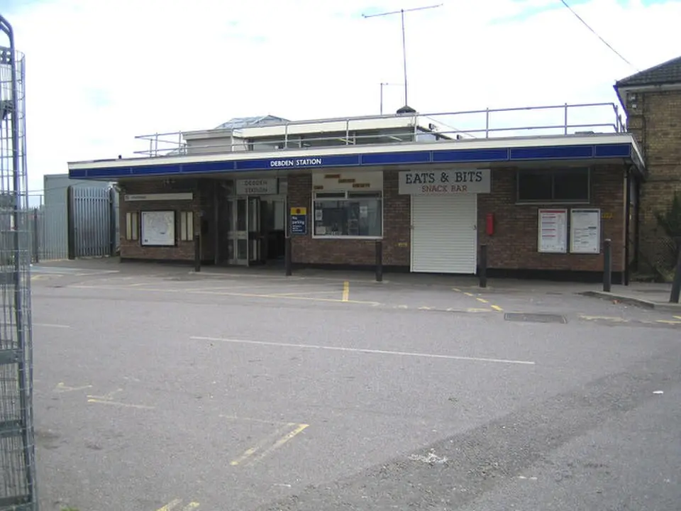 stazione di Debden