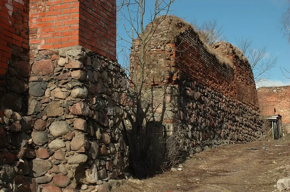 Debrzno City Walls