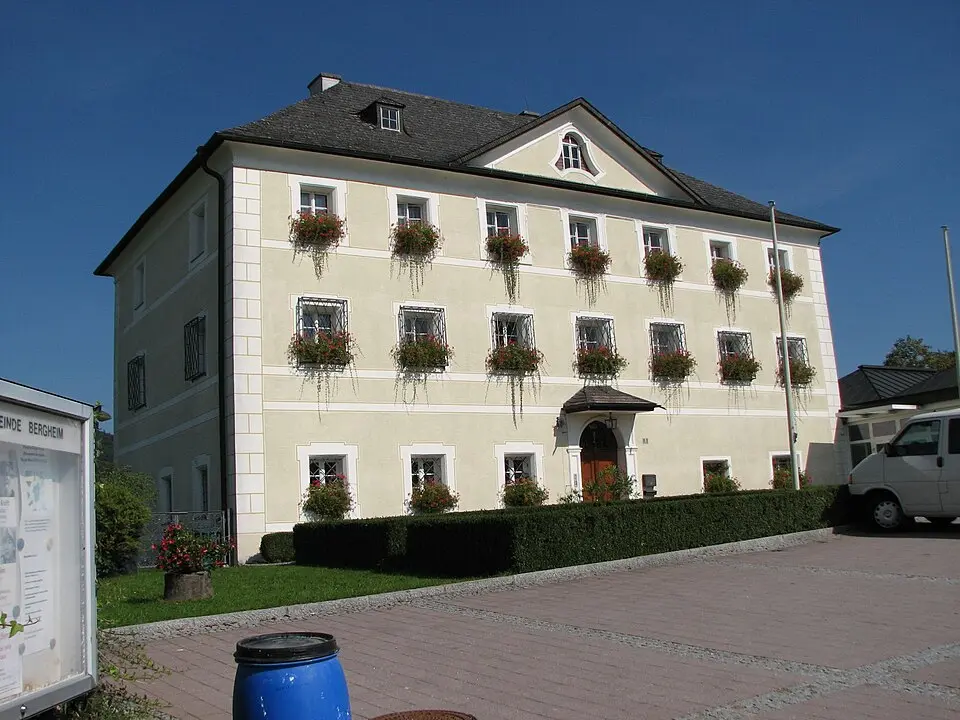 Pfarrhof, Dechantshof