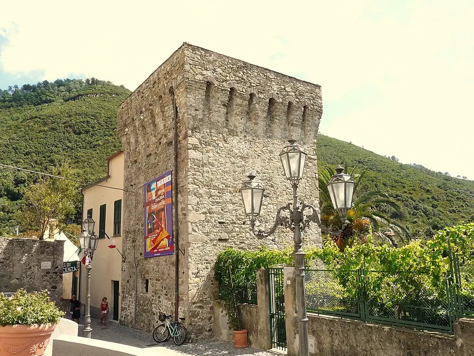 Torre quadrata