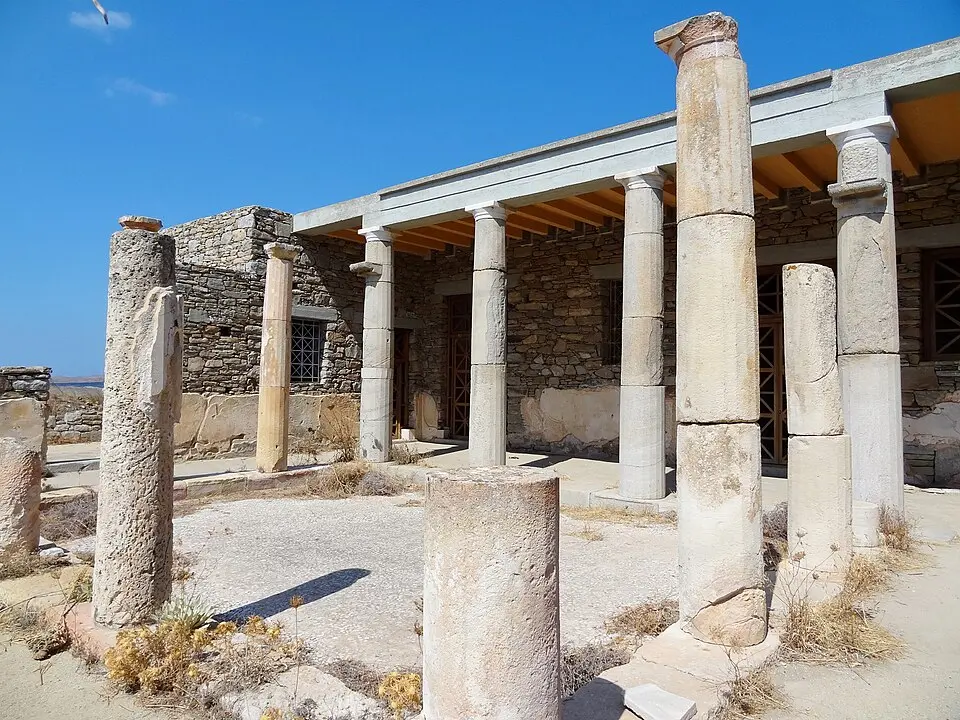 Οικία των Προσωπείων