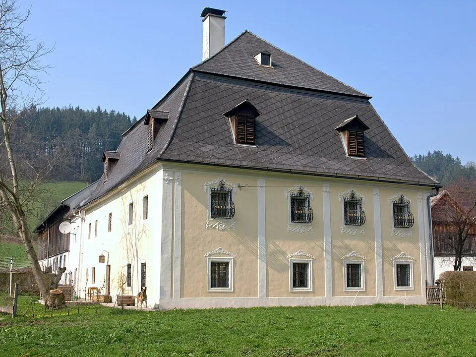 Bild: Grubernst (talk) · CC0 Herrenhaus, Altes Pfannenschmiedehaus