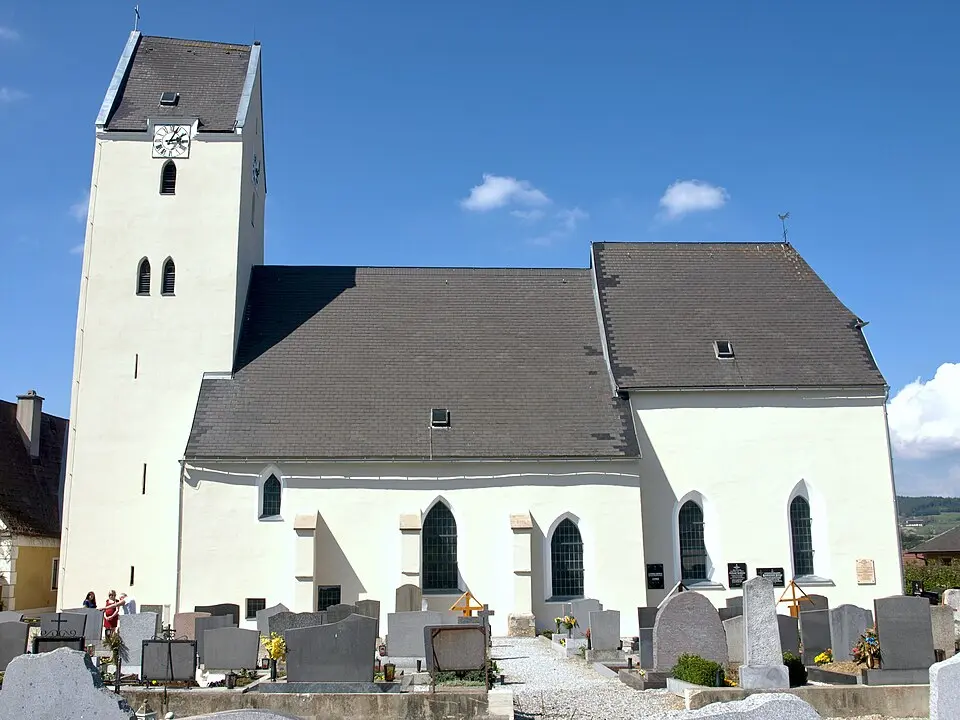 Obrázek: Grubernst (talk) · CC0 Pfarrkirche Münichreith am Ostrong