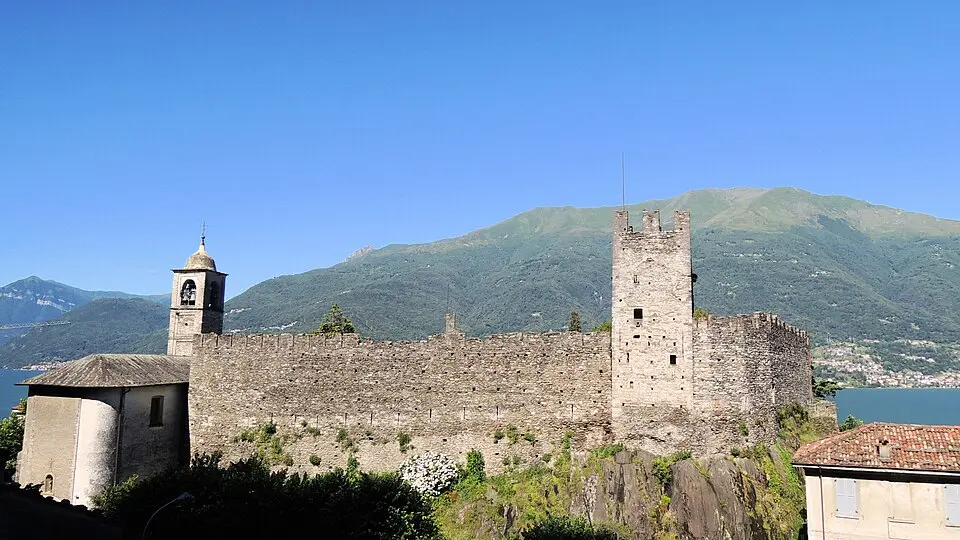 Image: scopriDervio · CC BY 2.0 castello di Corenno Plinio