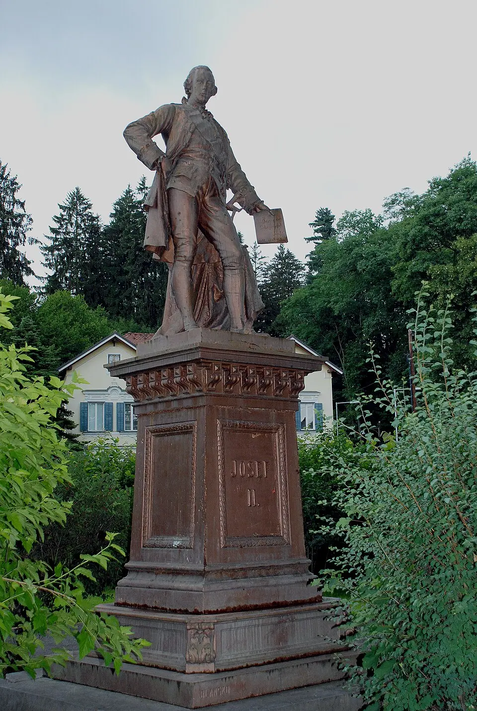 Image: Josef Moser · CC BY-SA 3.0 Denkmal Kaiser Joseph II