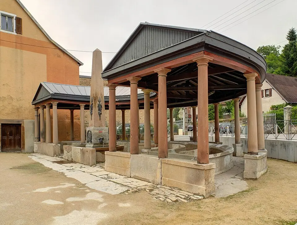 fontaine-lavoir du Savourot