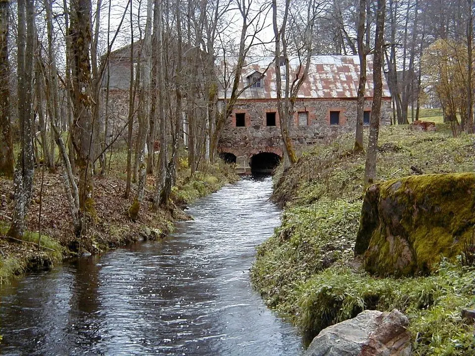 Obrázok: Jānis Sedols http://jonins.mii.lu.lv/hia/ia.htm · CC BY-SA 3.0 Susėja