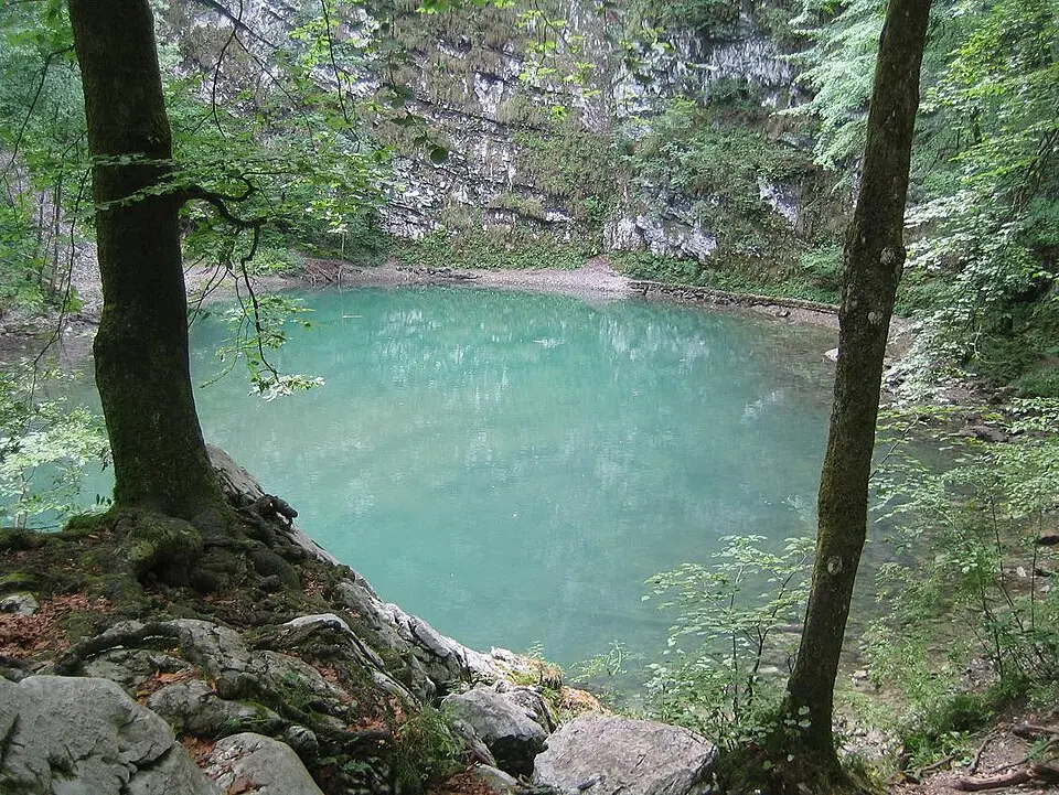 Nahral: Žiga · Public domain Divje jezero