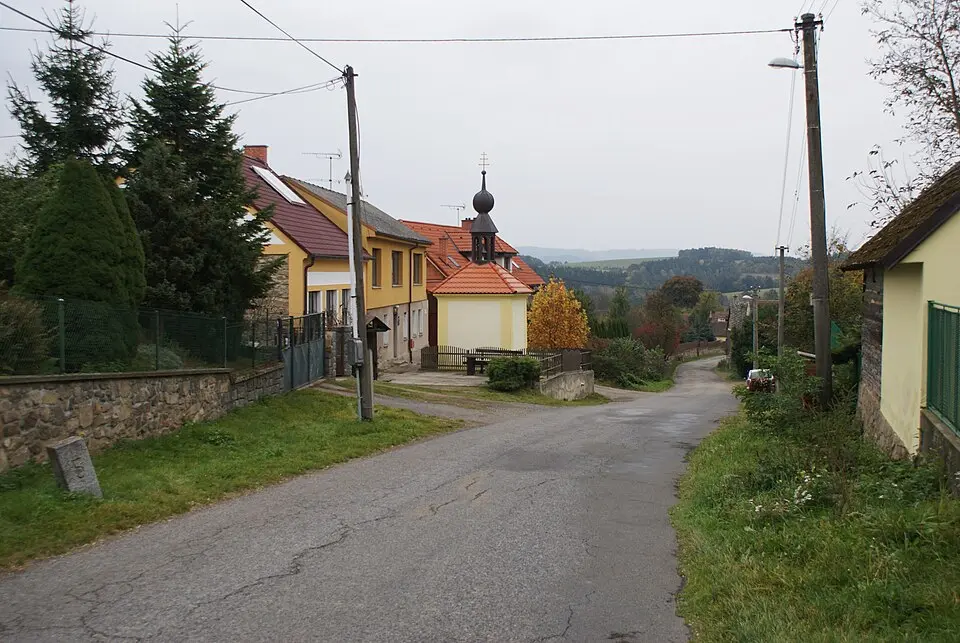 Dlouhá Lhota
