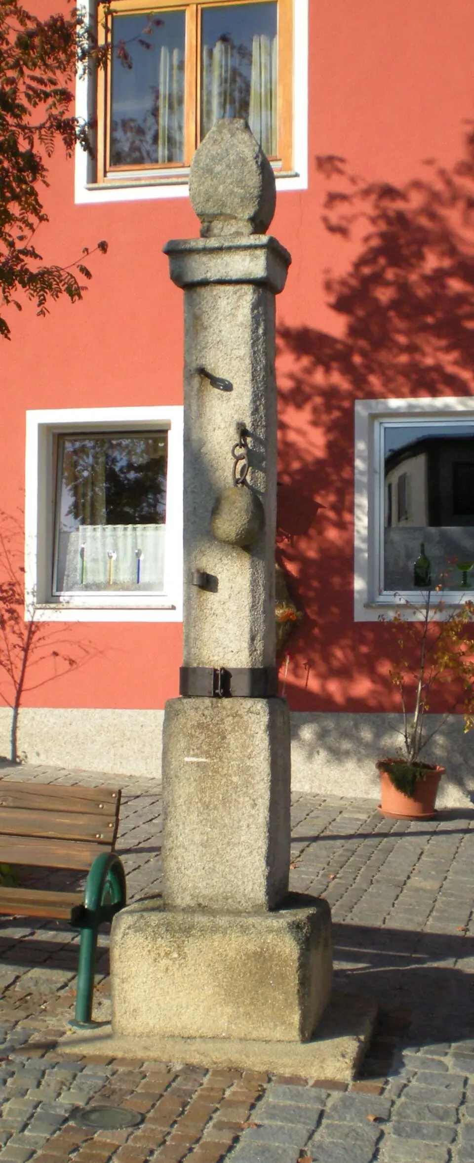 Image: Wolfgang Glock · CC BY 3.0 Pranger Dobersberg