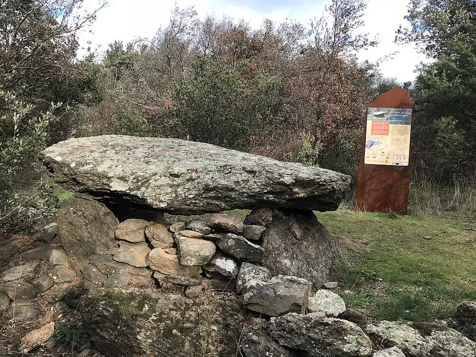 dolmen de las Apostados
