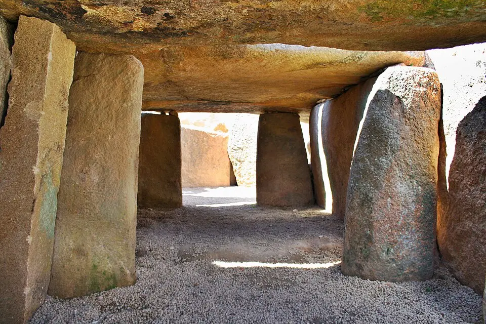Bild: Gotardo González from LSM, España · CC BY 2.0 Dolmen von Lácara