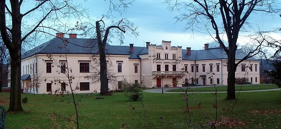 Zámek Dolní Životice