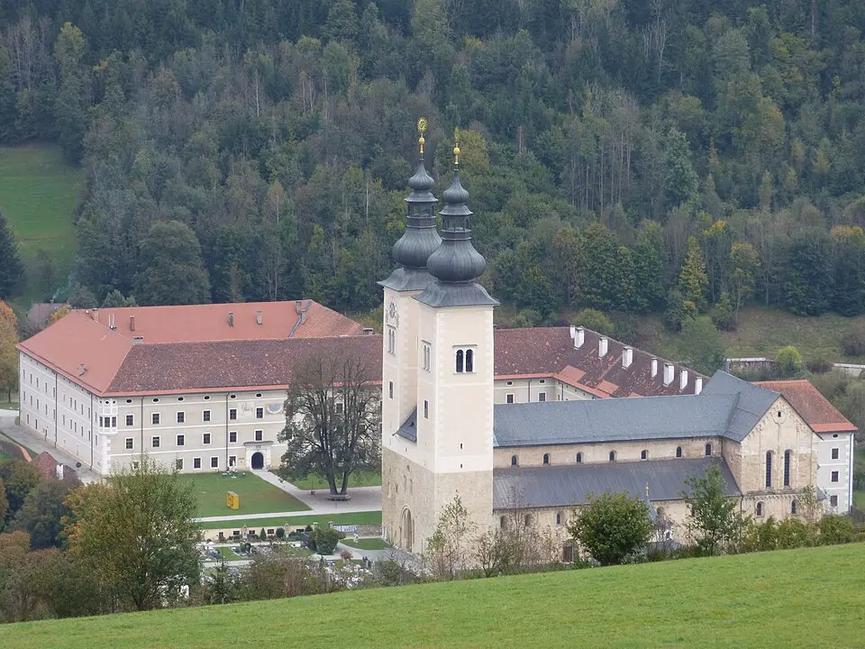 Image: Niki.L · CC BY-SA 4.0 Gurk Abbey