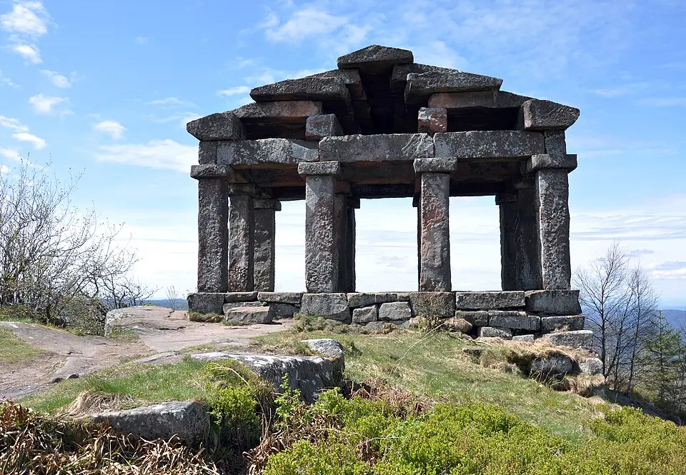 Temple-musée et site archéologique du Donon