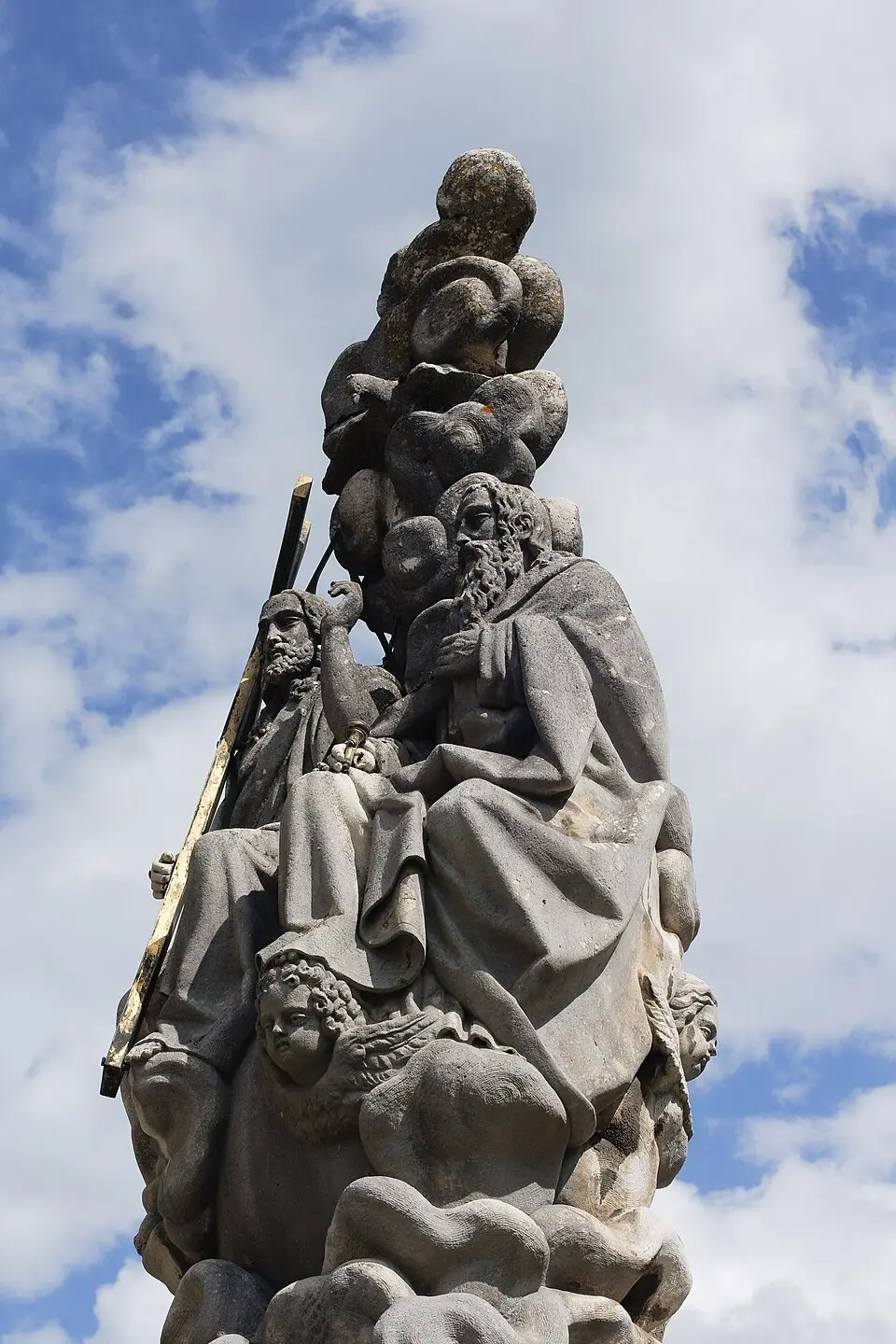 Image: Foto: Christoph Waghubinger (Lewenstein) · CC BY-SA 3.0 AT Dreifaltigkeitsbrunnen