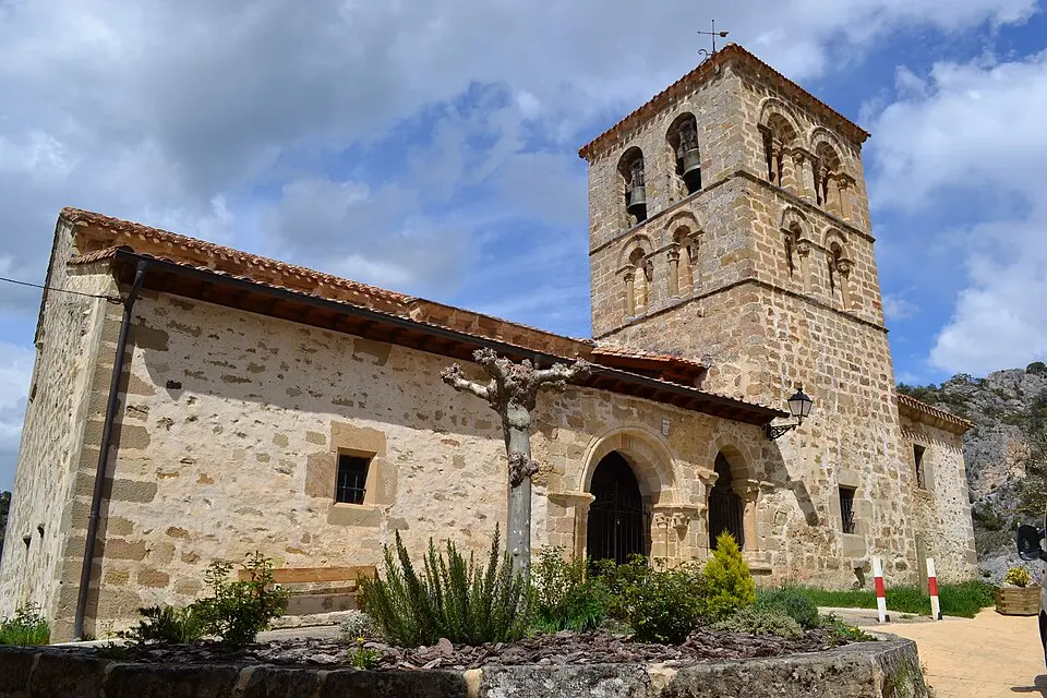 Iglesia de San Saturnino (San Zadornil)
