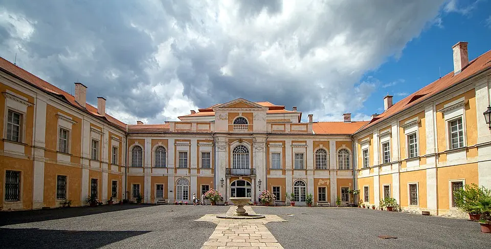 Zámok Duchcov