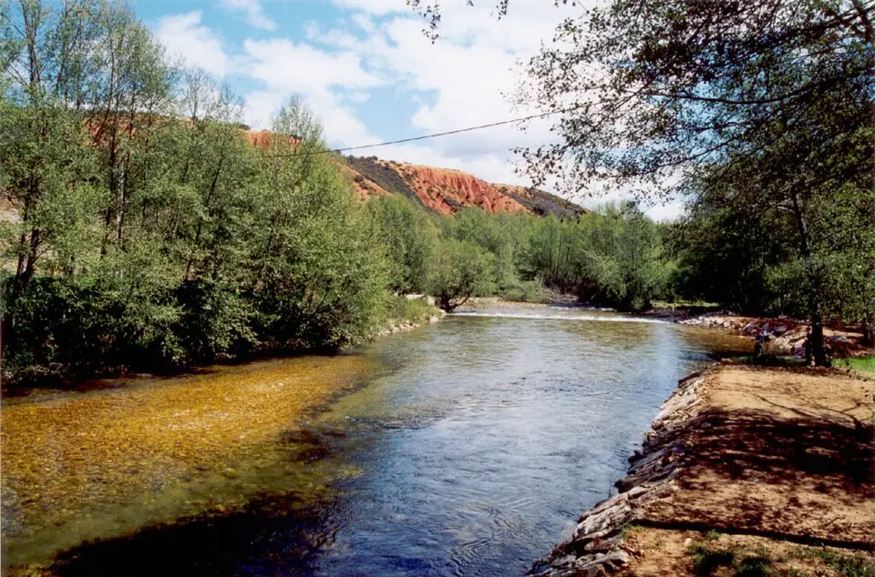 río Duerna