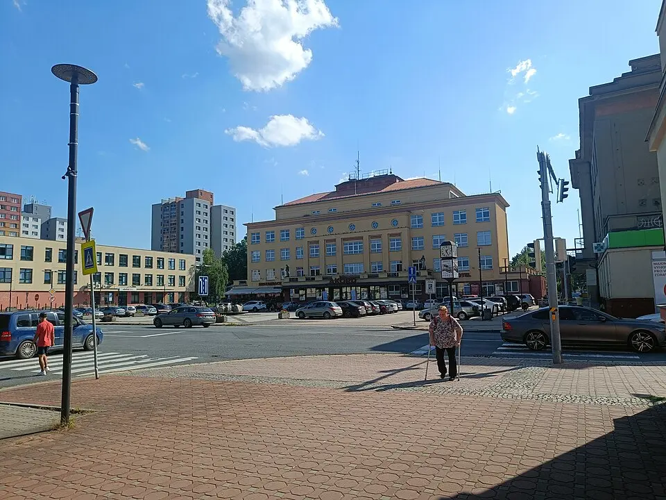 Immagine: Sv Hubert · CC BY-SA 4.0 Kulturní dům Akord