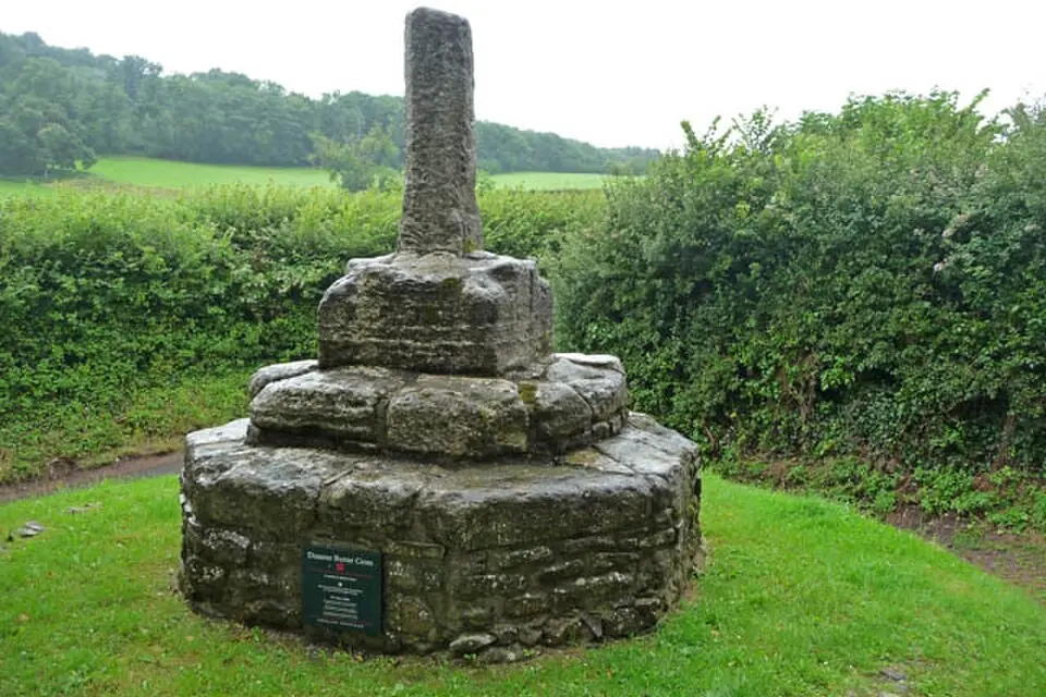 Slika: Phil Champion · CC BY-SA 2.0 Dunster Butter Cross