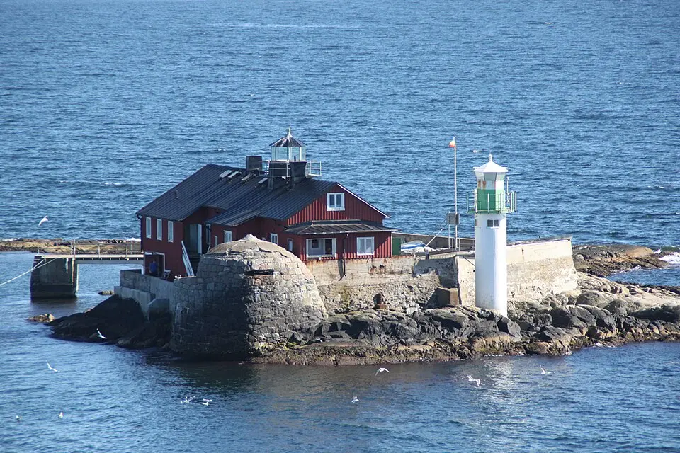 Böttö lighthouse