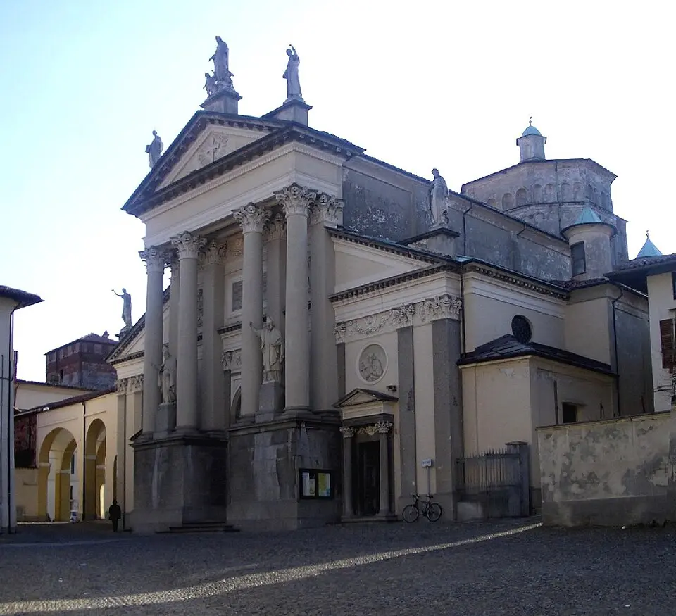 cathédrale d'Ivrée