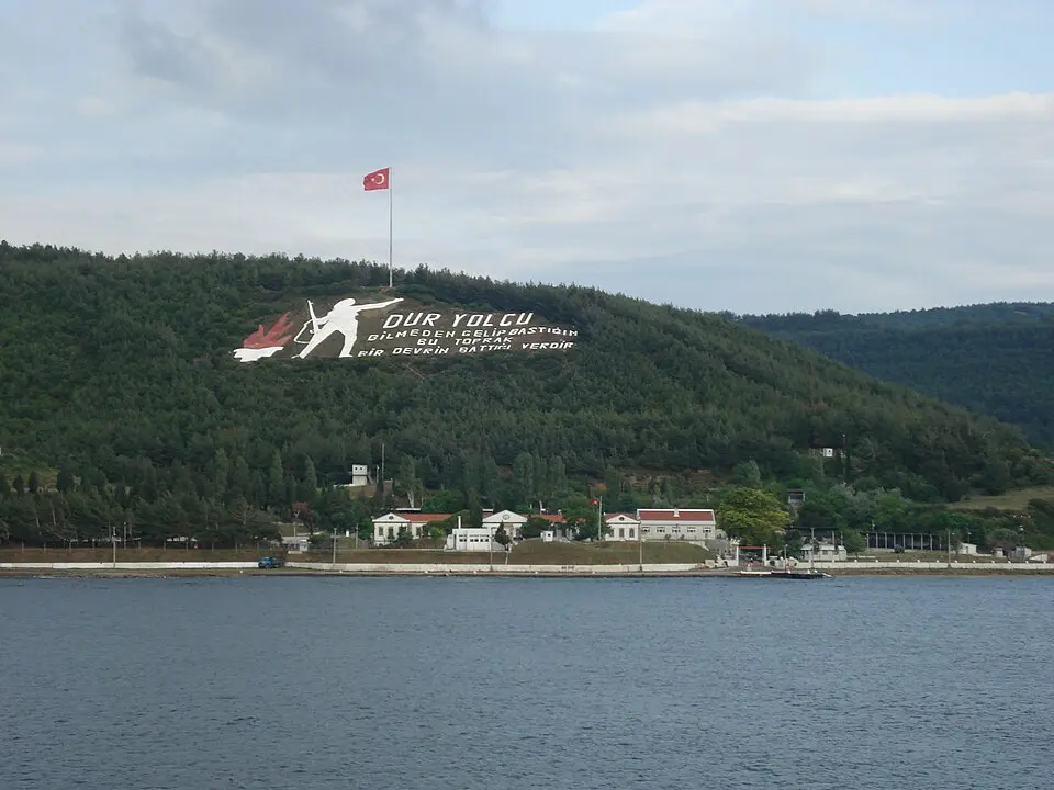 Dur Yolcu