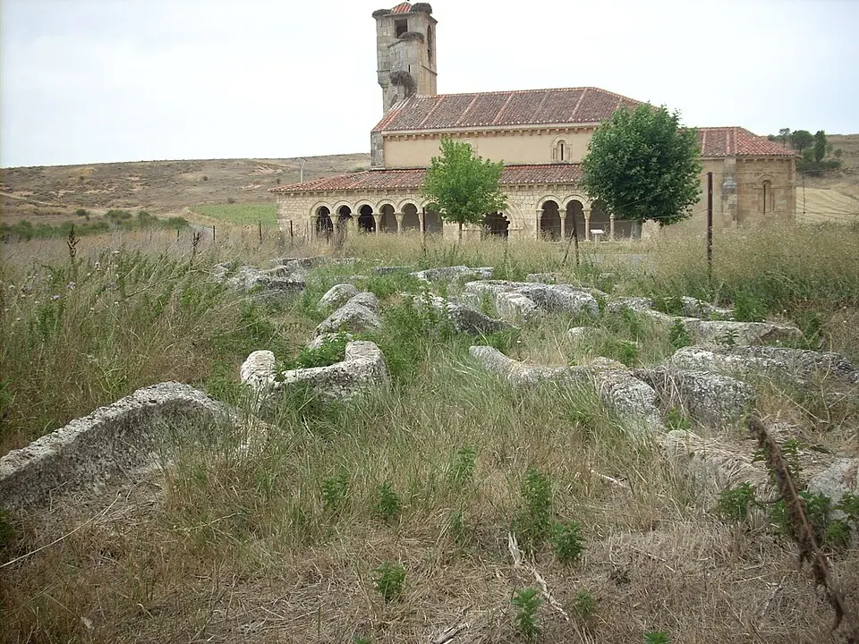 Zona arqueológica «la necrópolis visigoda» y yacimiento romano de «Los Mercados»