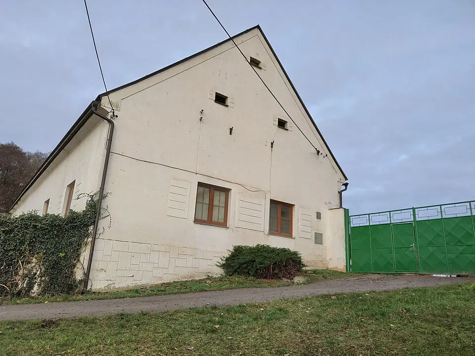 dvůr Hunčice
