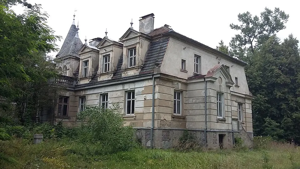 Pałac w Buszewie