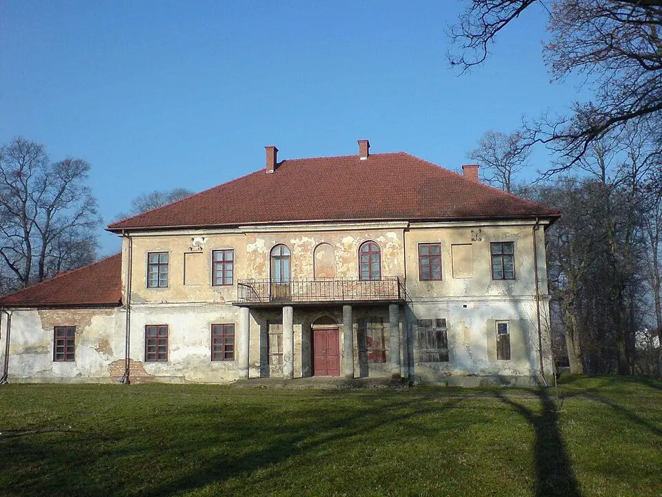 Zespół pałacowy w Bieździedzy