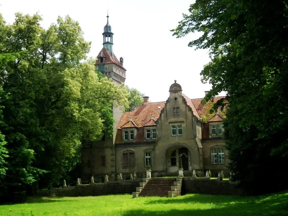Zespół pałacowy w Stołecznej