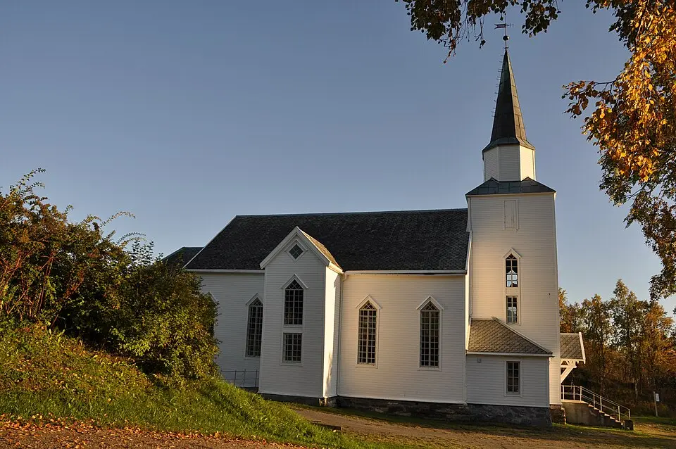 Dyrøy kirke