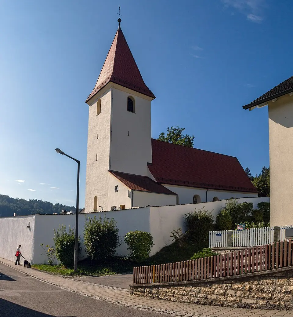 Obrázok: Derzno · CC BY-SA 4.0 Wehrkirche Emsing