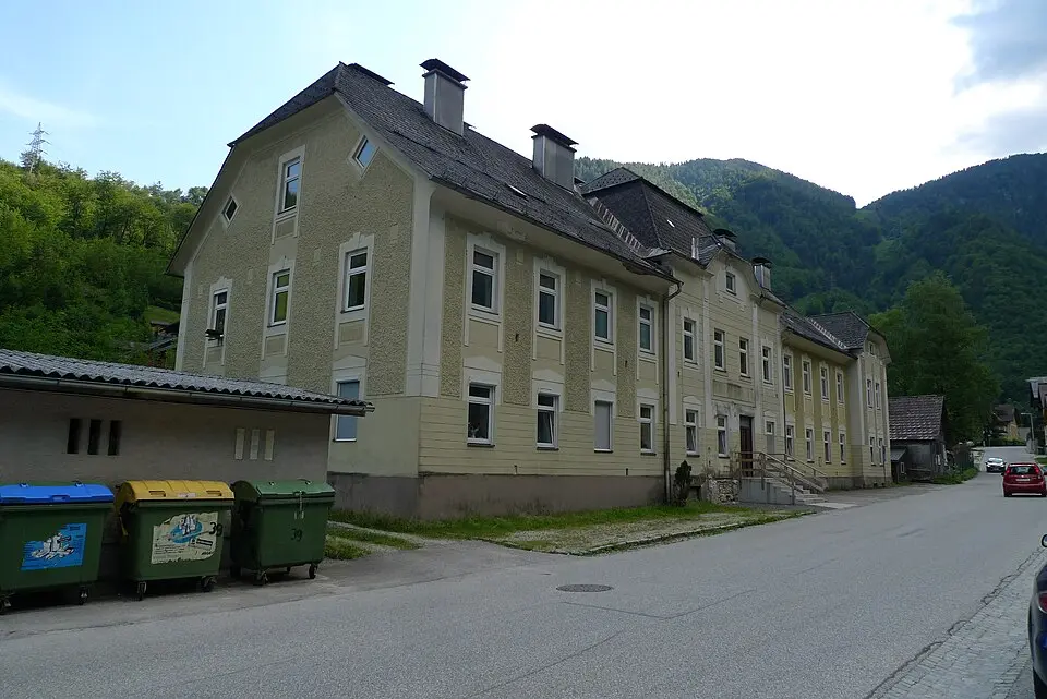 Ehem. Salinenverwaltungsgebäude, Wohnhaus der Gemeinde Ebensee