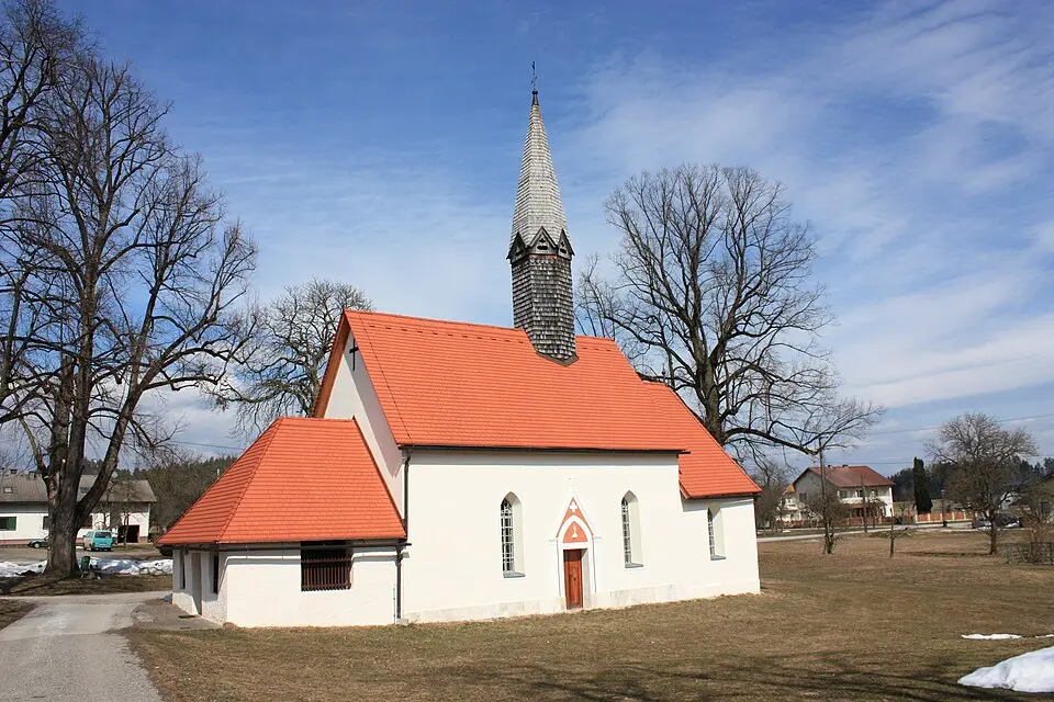 Image: Mefusbren69 · Public domain Church of Mökriach