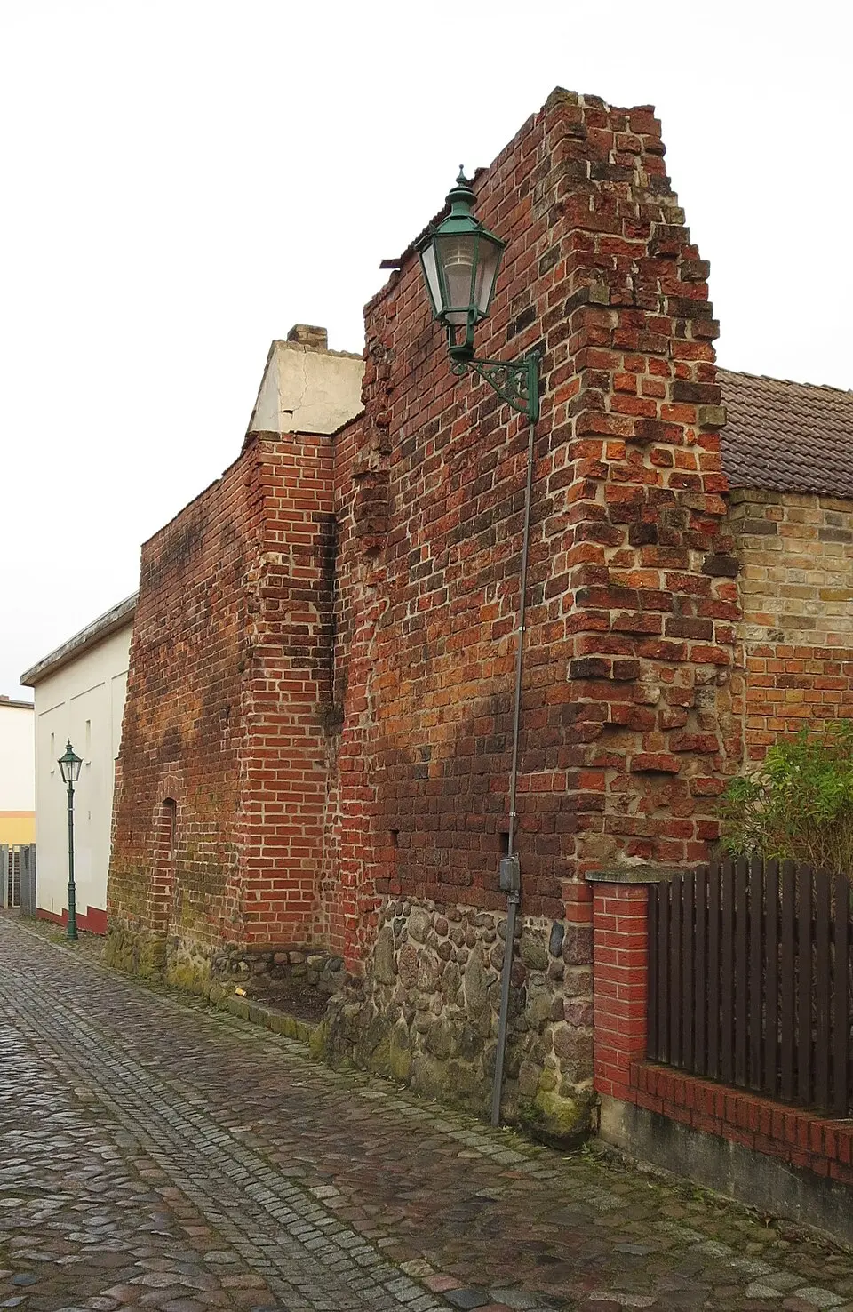 Bild: Sinuhe20 · CC BY-SA 3.0 DE Stadtmauer Eberswalde