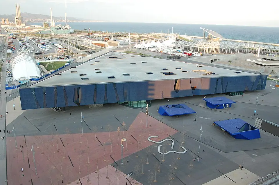 Forum Building