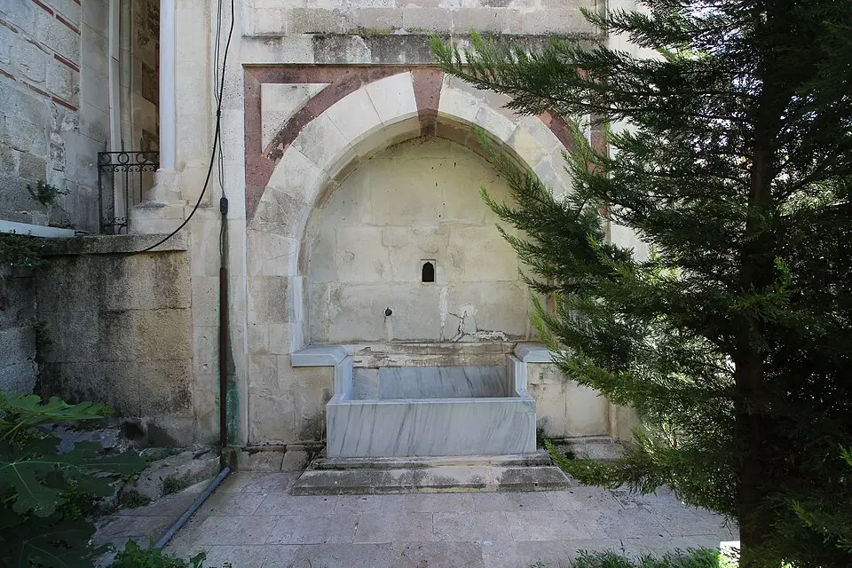 Edirne Eski Cami Minare Çeşmesi