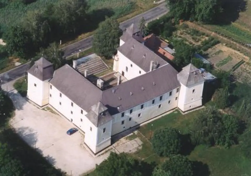 Nádasdy–Széchényi Várkastély