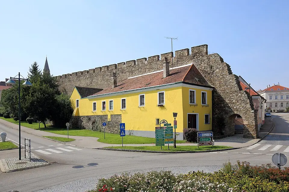 Obrázok: C.Stadler/Bwag · CC BY-SA 3.0 Teil der Stadtbefestigung