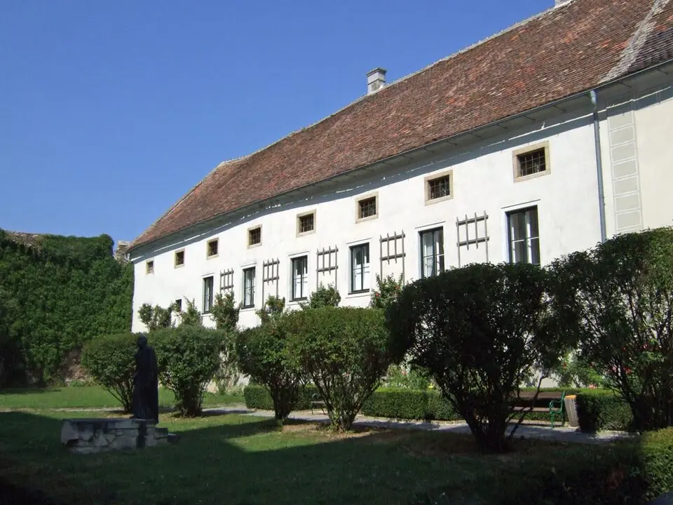 Obrázok: zyance · CC BY-SA 3.0 Alter Pfarrhof, sog. Resch-Schloss