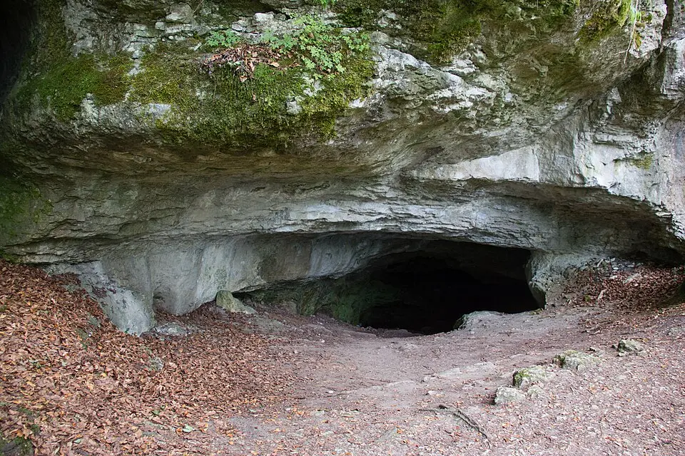 Image: Derzno · CC BY 3.0 Bodendenkmal D-5-6335-0039 Neuhaus an der Pegnitz