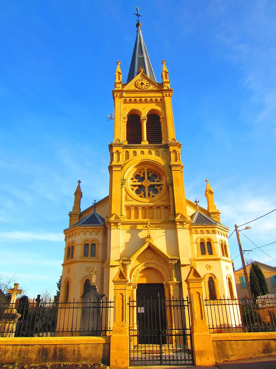 Slika: Aimelaime · CC BY-SA 3.0 Hayes