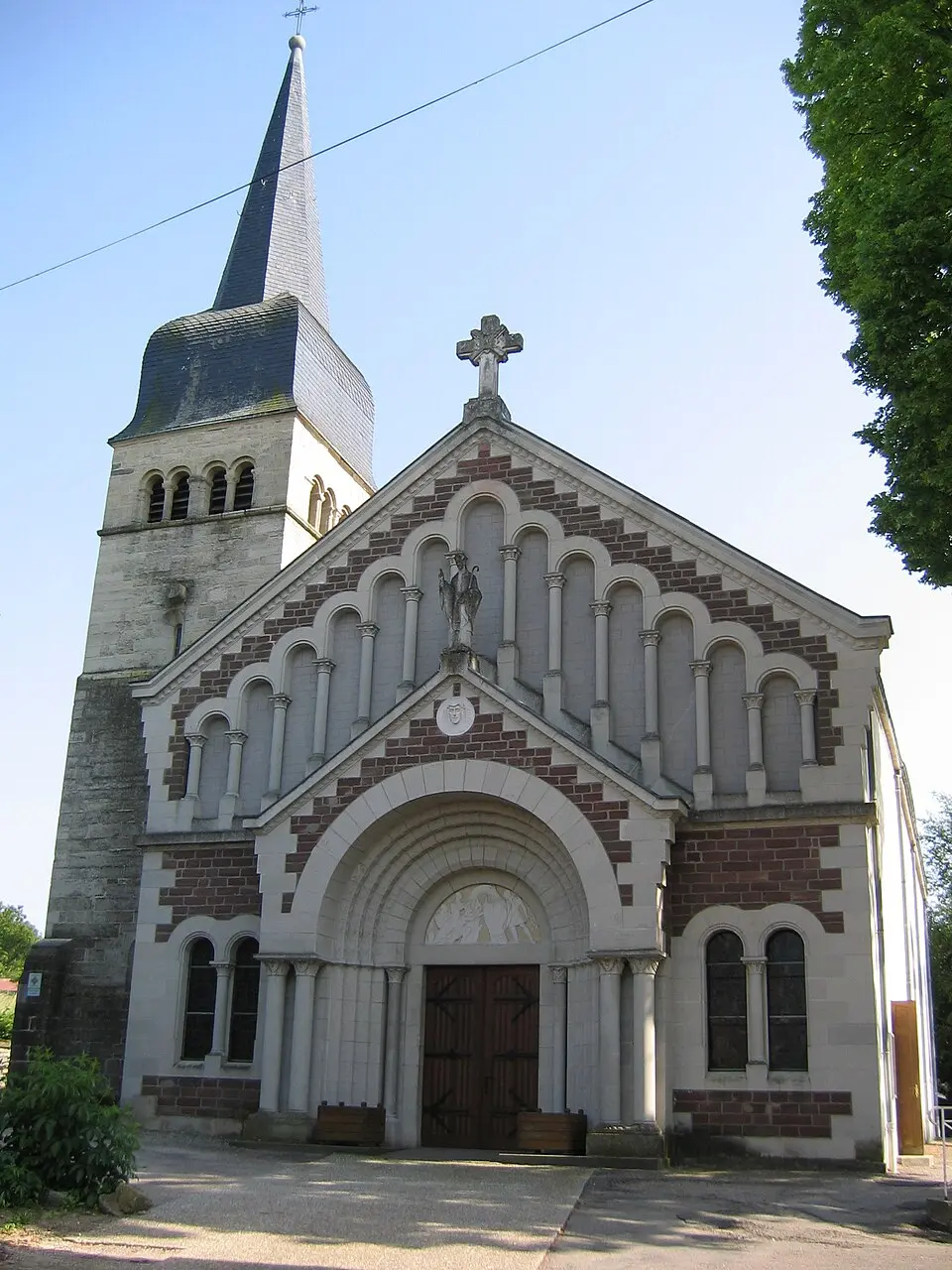 Église Saint-Epvre de Contrexéville