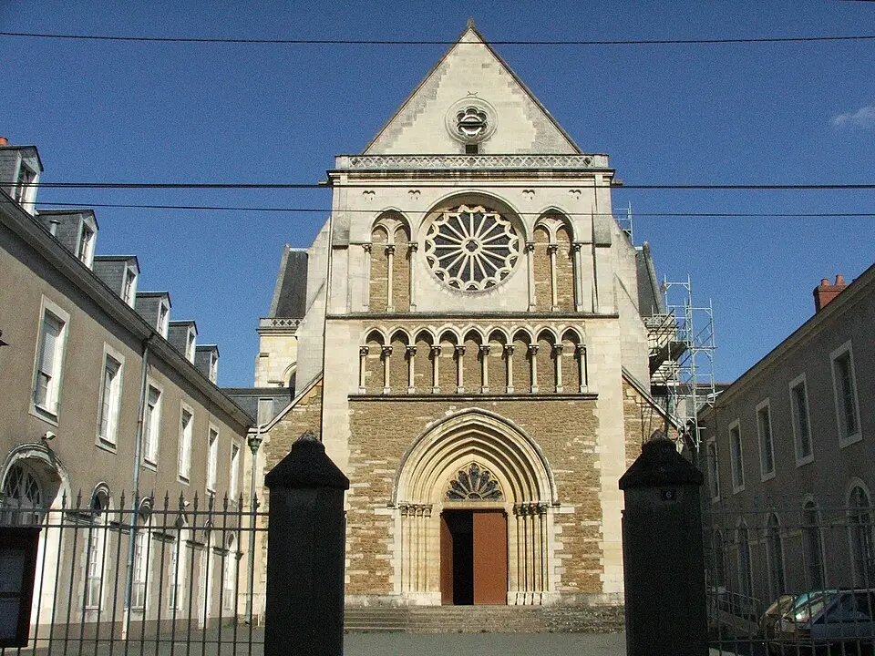 Slika: Le Mans · CC BY 3.0 église Notre-Dame-de-Sainte-Croix