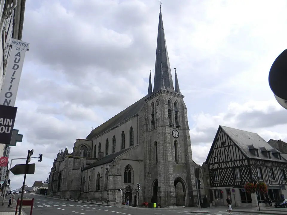 église Saint-Jean-Baptiste de Nemours