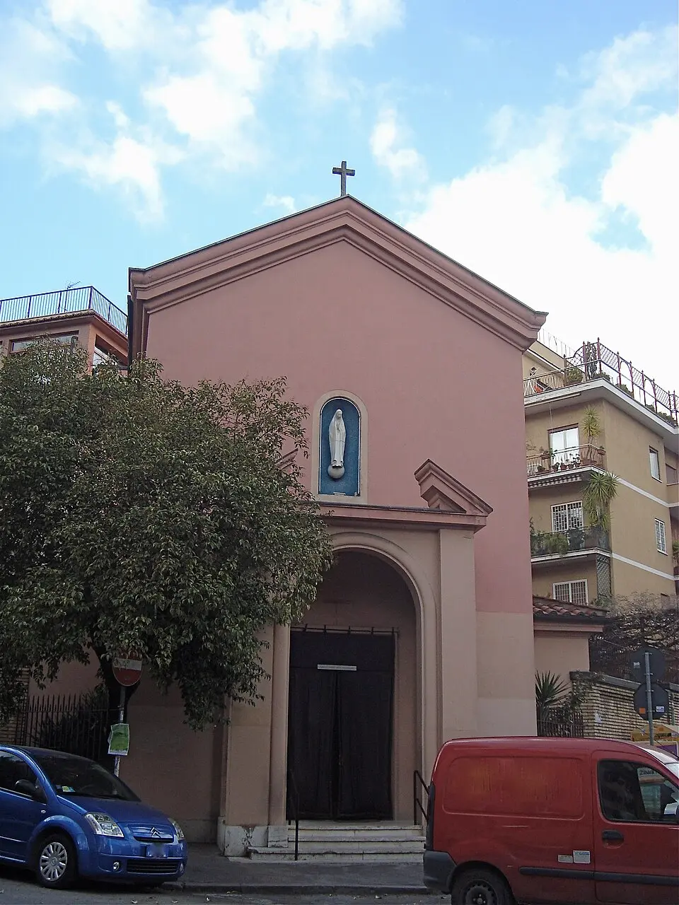 Image: LPLT · CC BY-SA 3.0 église Santa Giuliana Falconieri