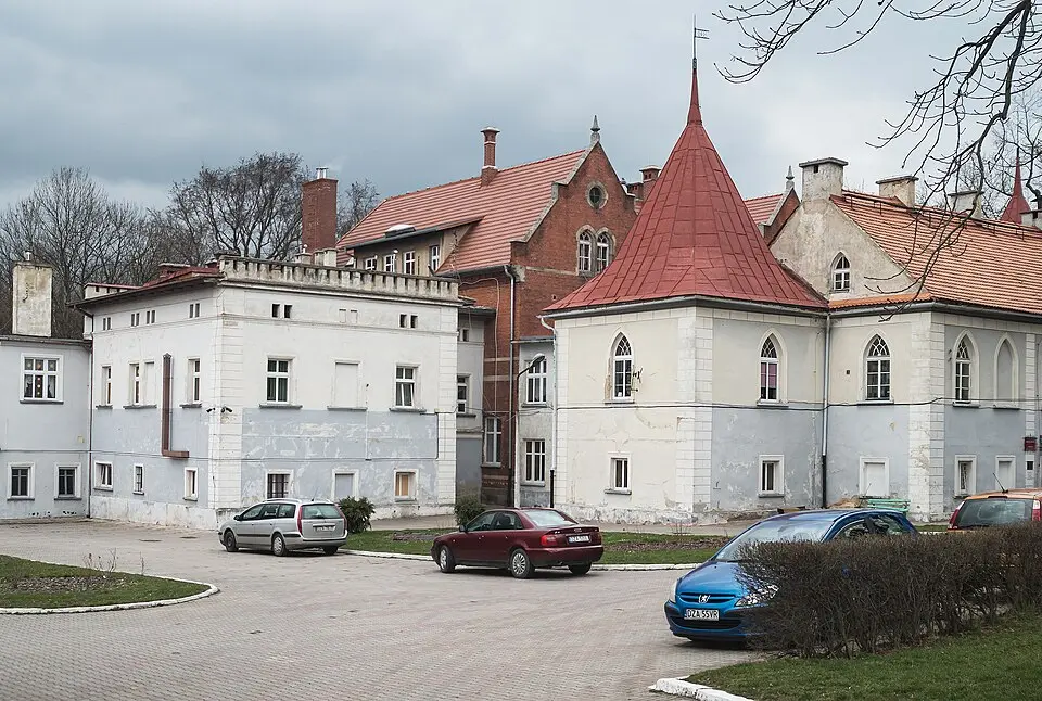 Zameczek w Opolnicy